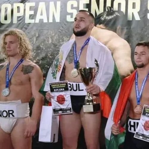 Gold medal for sumo athlete Pencho Dochev
