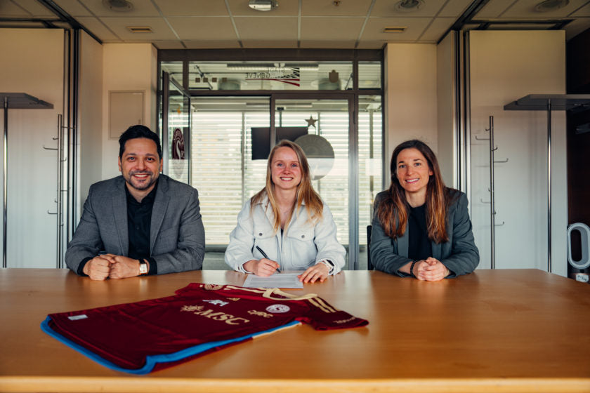 LAURA FELBER WILL CONTINUE IN GARNET!